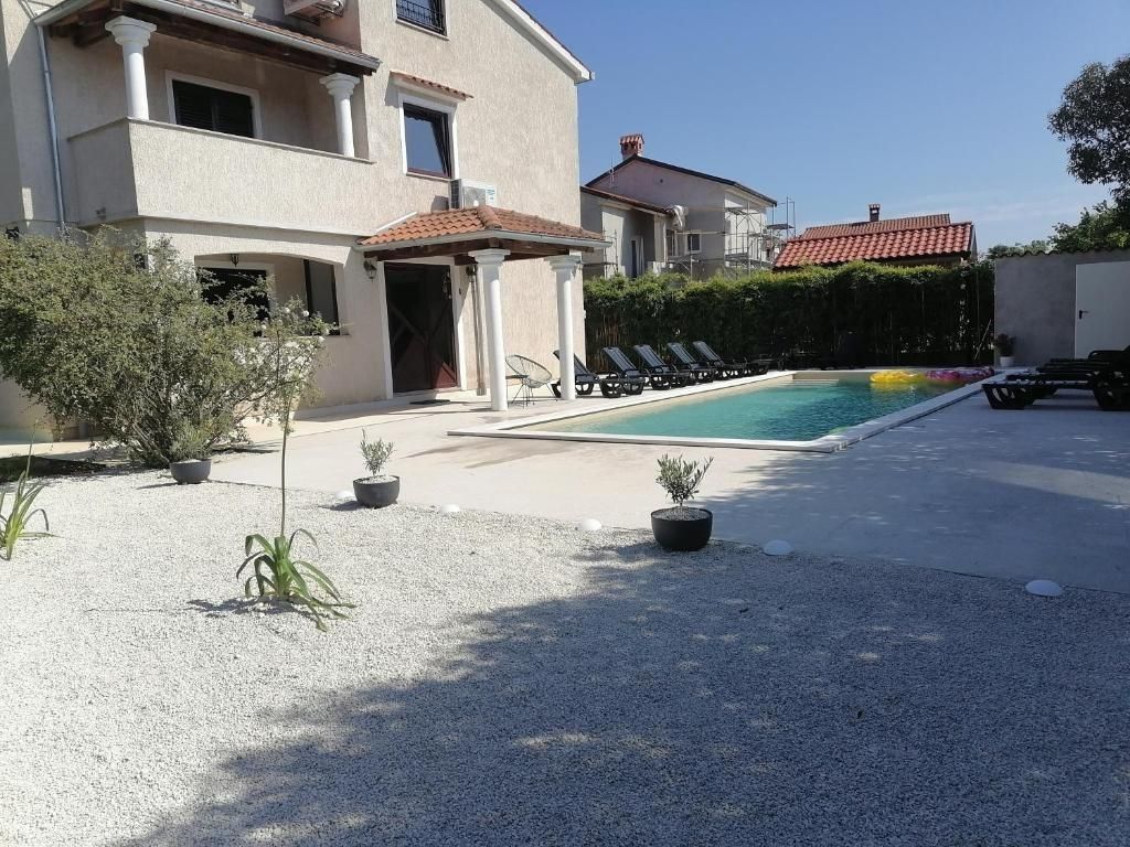 Luxury House for sale in Porec, 1 245 000 €, Photo 1