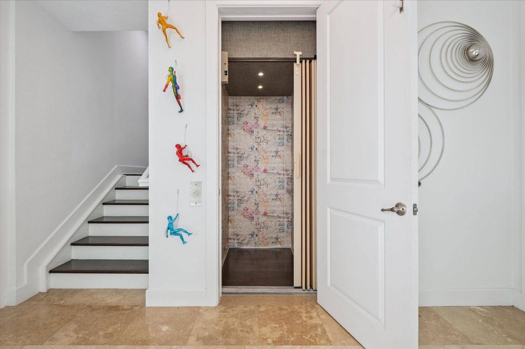 Luxury House for sale in Fort Lauderdale, 2 667 360 €, Photo 6