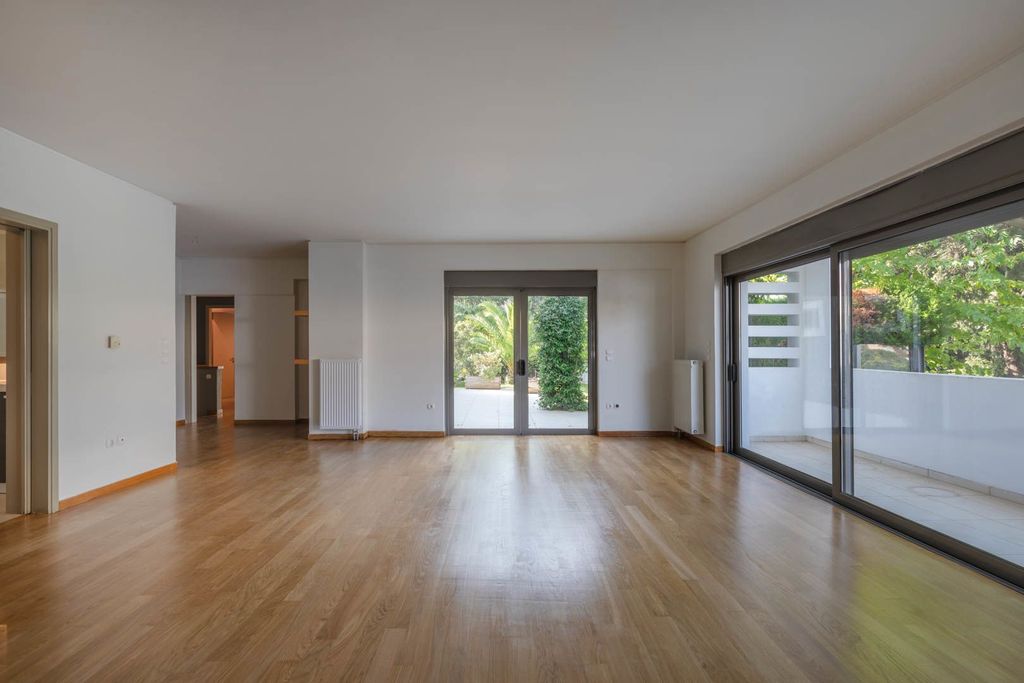 Luxury House for sale in Kifisiá, 900 000 €, Photo 1