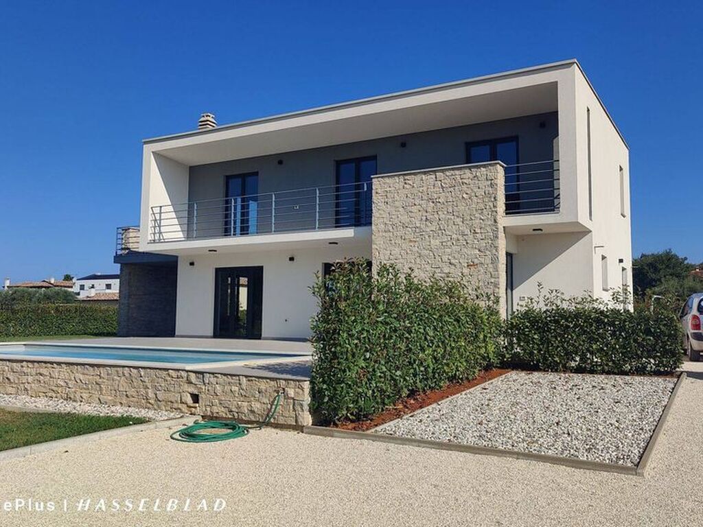 Maison de luxe à vendre à Porec, 680 000 €, Photo 3