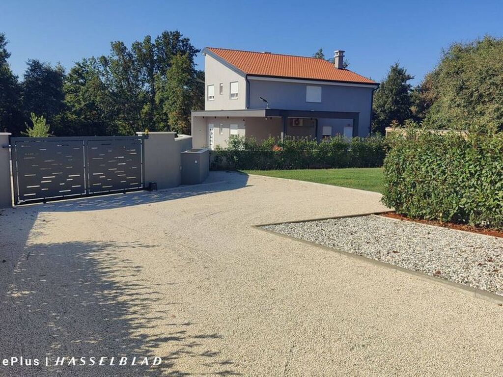 Maison de luxe à vendre à Porec, 680 000 €, Photo 6