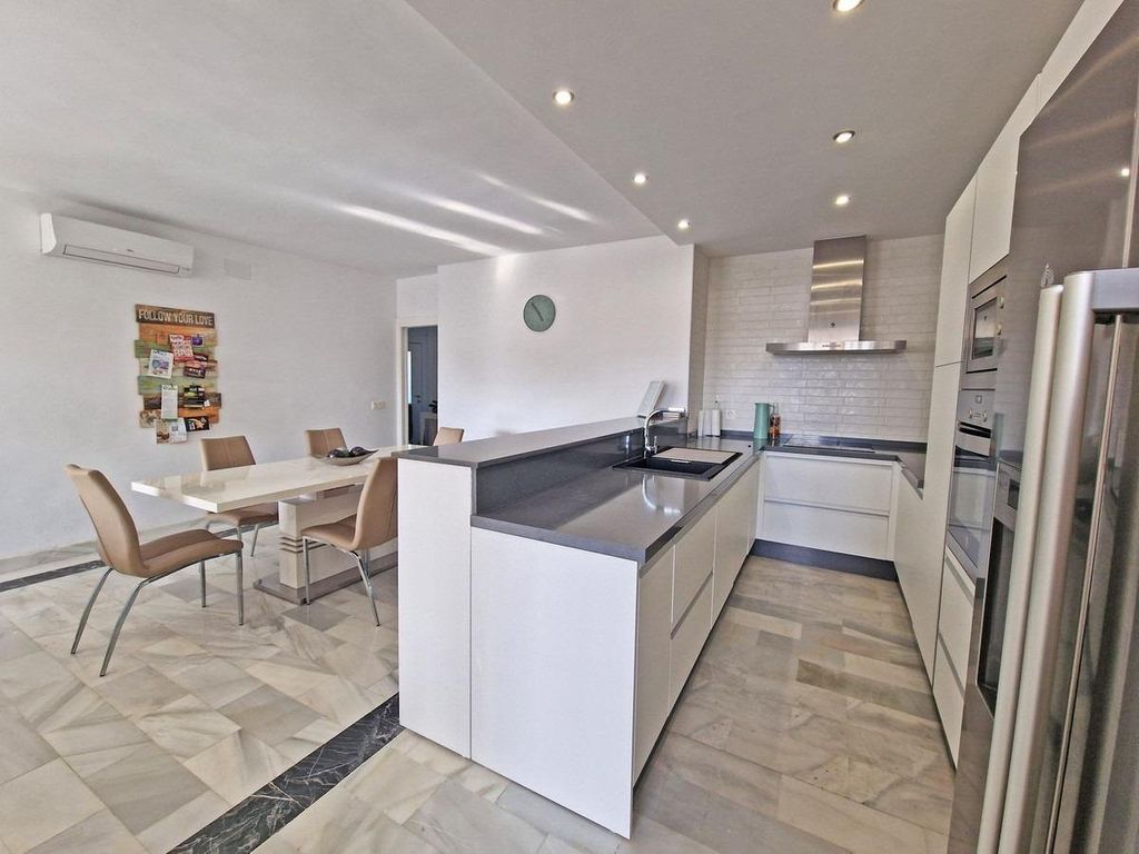 Luxury Apartment for sale in Mijas, 425 000 €, Photo 4