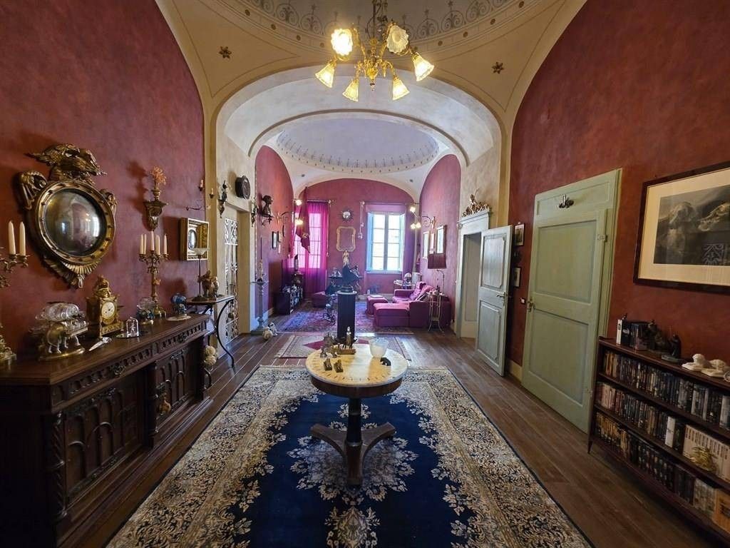 Luxury Apartment for sale in Siena, 1 600 000 €, Photo 4