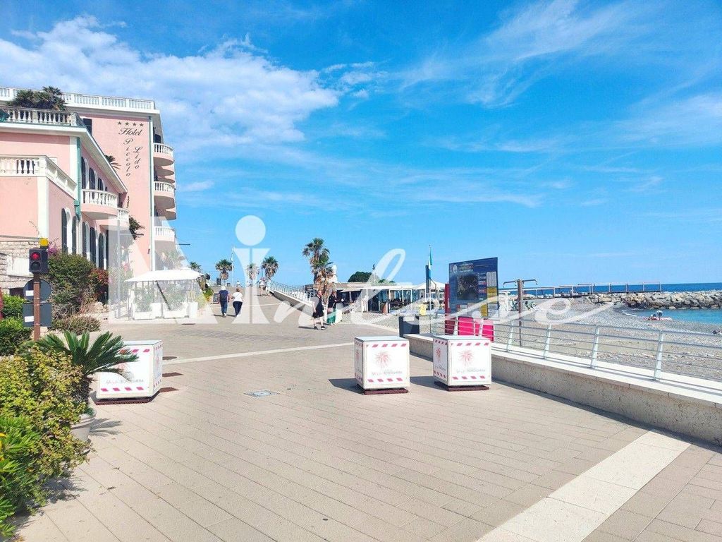 Appartement de luxe à vendre à Bordighera, 895 000 €, Photo 2