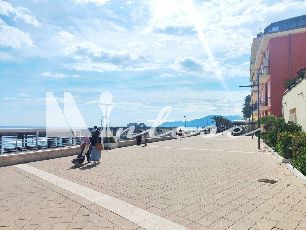 Appartement de luxe à vendre à Bordighera, 895 000 €, Photo 3