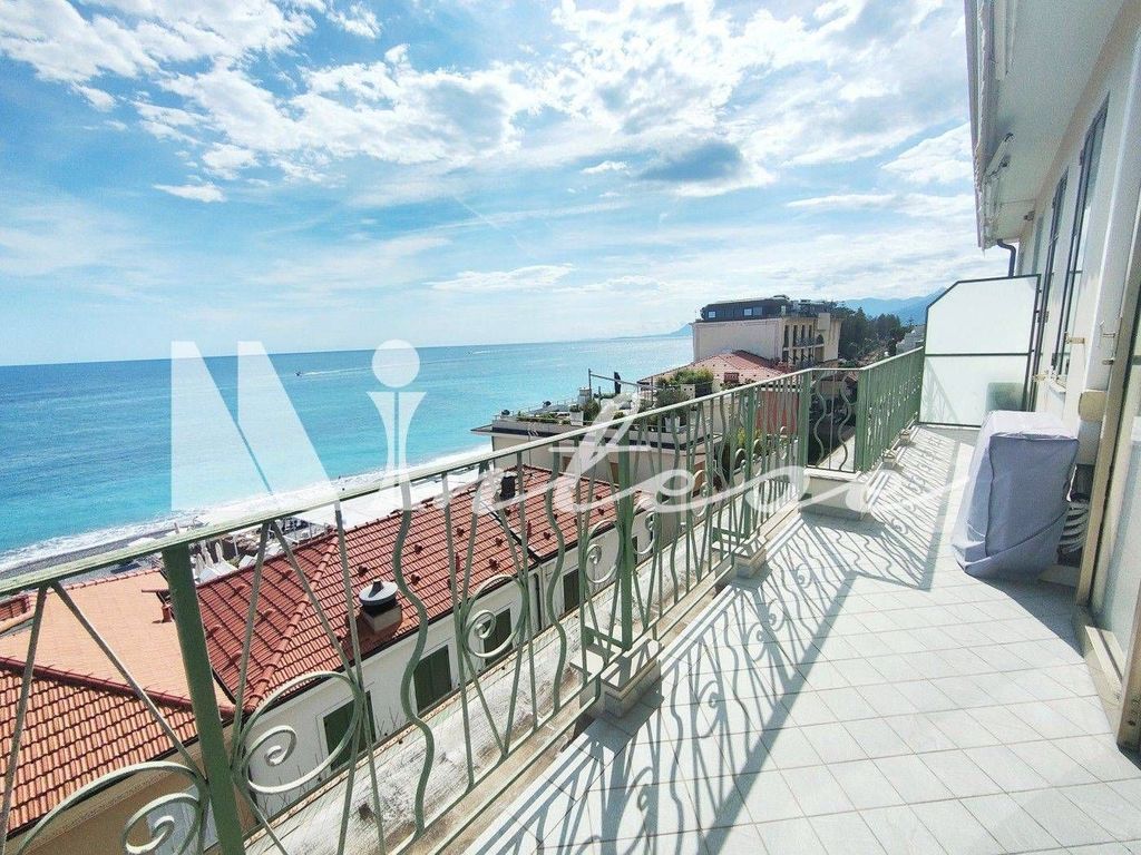 Appartement de luxe à vendre à Bordighera, 895 000 €, Photo 7