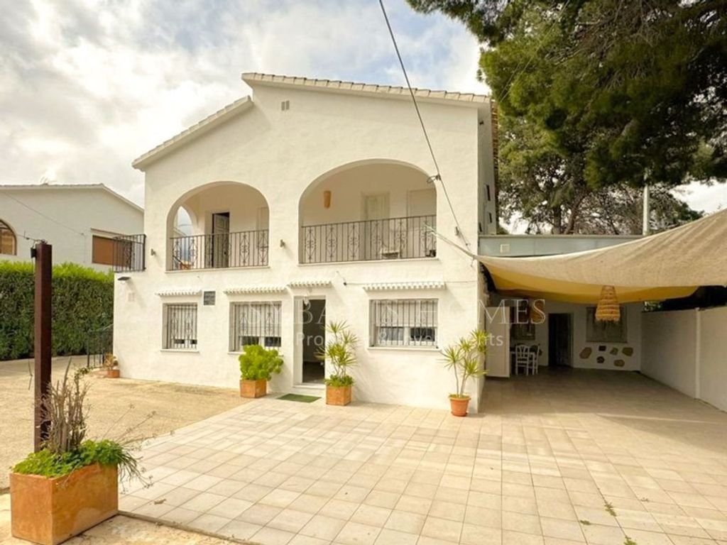 Luxury House for sale in Denia, 590 000 €, Photo 1