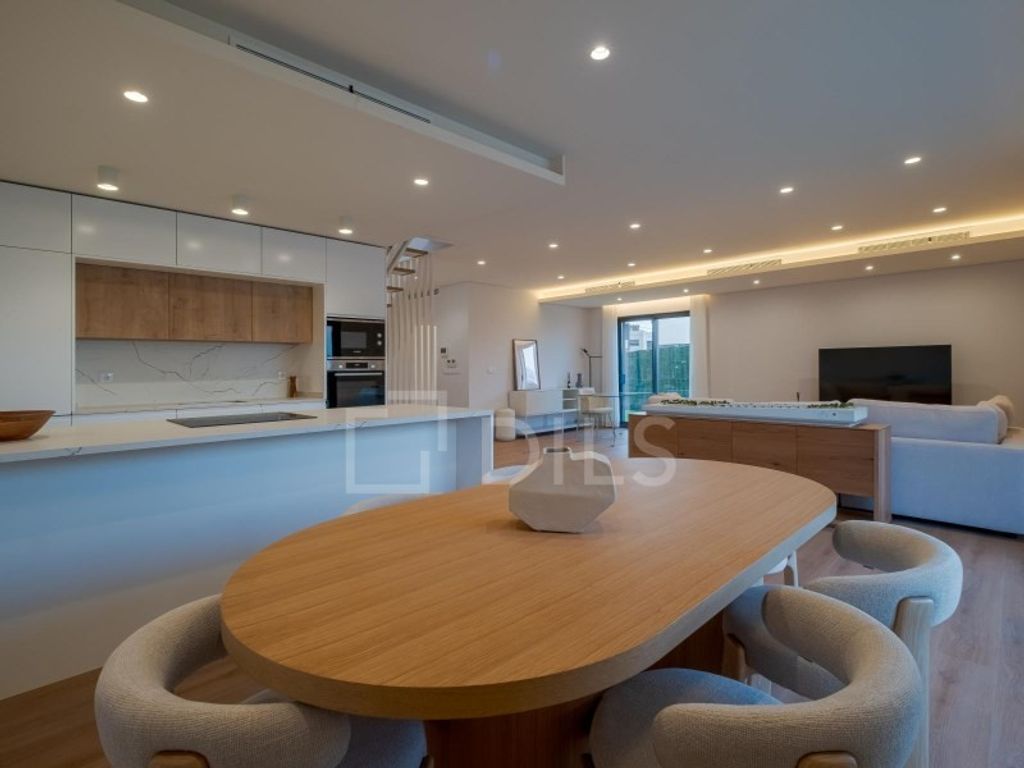 Maison de luxe à vendre à Seixal, 695 000 €, Photo 5