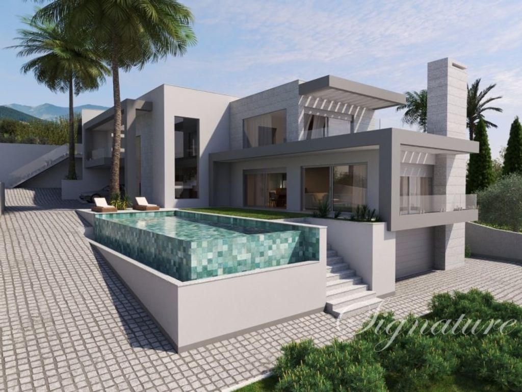 Luxury House for sale in Faro, 1 500 000 €, Photo 1