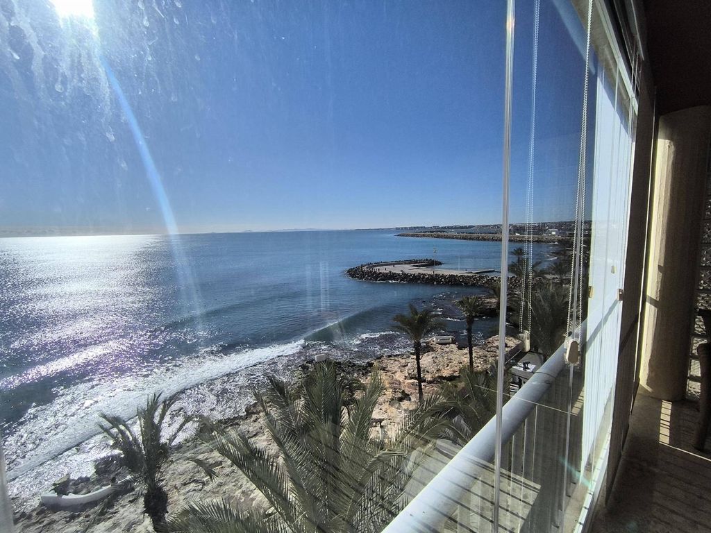 Luxury Apartment for sale in Torrevieja, 449 000 €, Photo 1