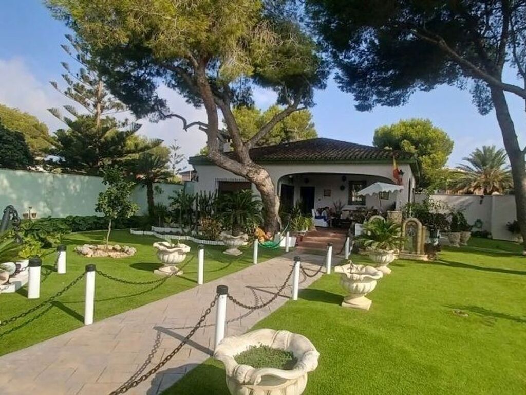 Maison de luxe à vendre à Playas de Orihuela, 950 000 €, Photo 1