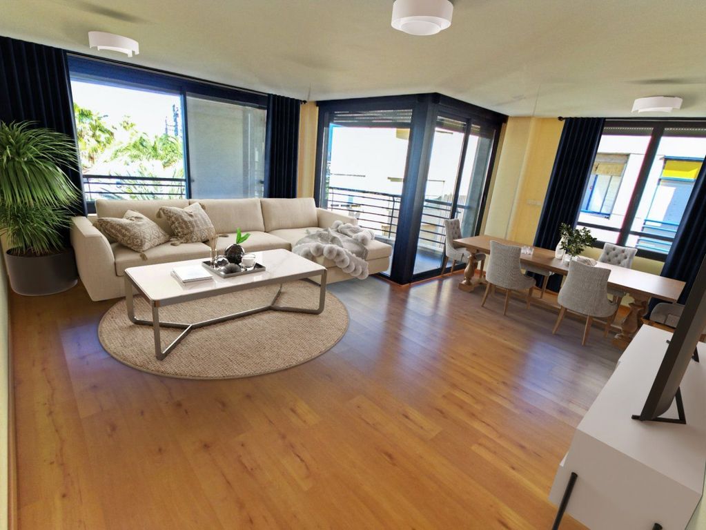 Luxury Apartment for sale in Torrevieja, 438 900 €, Photo 1