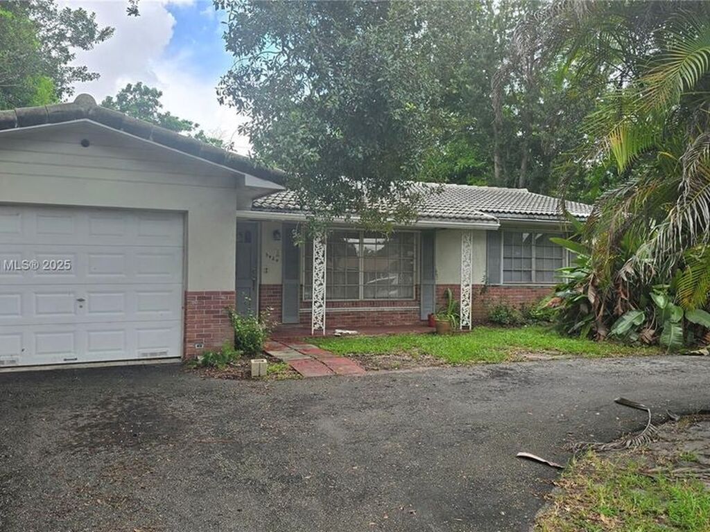 Luxury House for sale in Hollywood, 531 377 €, Photo 1