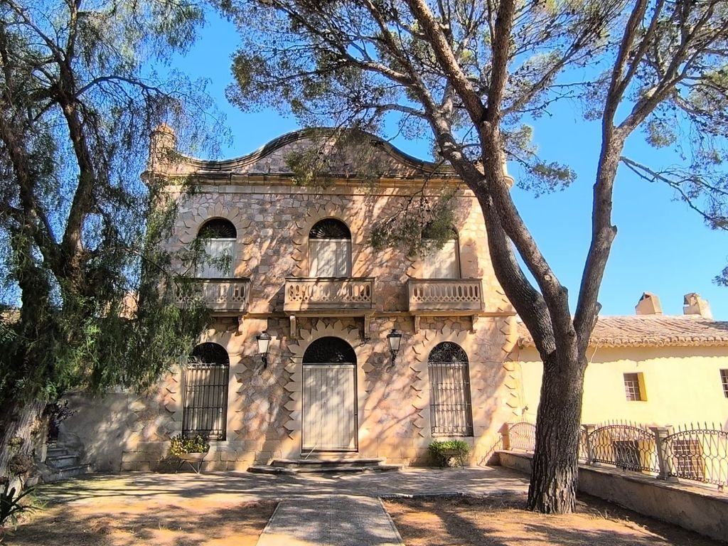 Luxury House for sale in Monóvar, 2 999 995 €, Photo 2