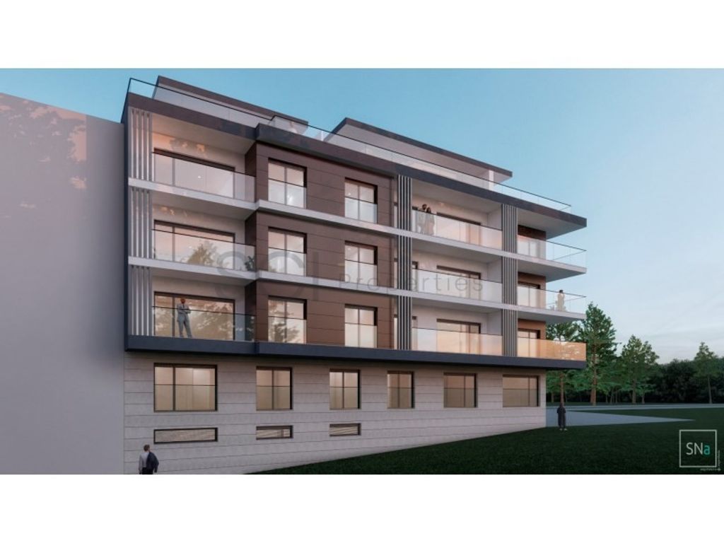 Luxury Apartment for sale in Charneca de Caparica, 640 000 €, Photo 3