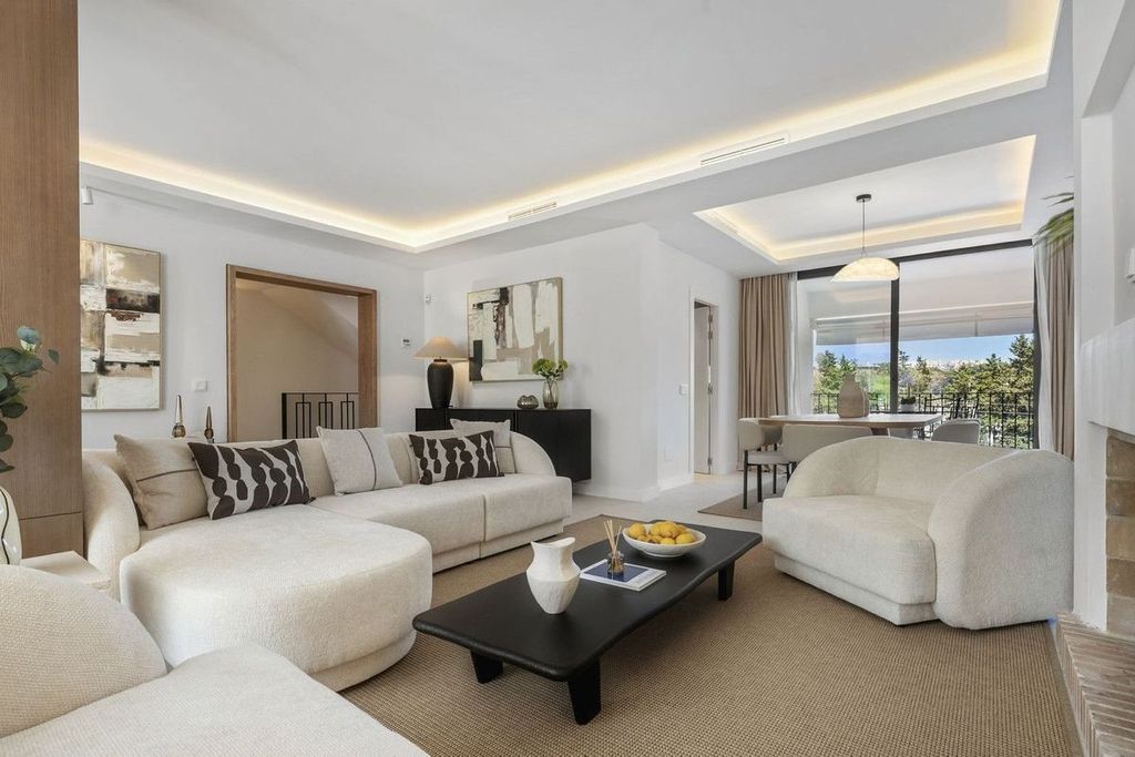 Maison de luxe à vendre à Marbella, 1 650 000 €, Photo 3