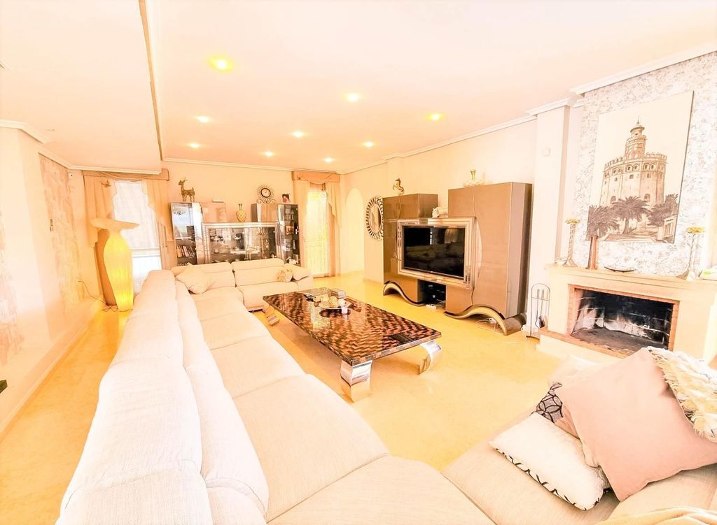 Luxury House for sale in Torrevieja, 1 170 000 €, Photo 4