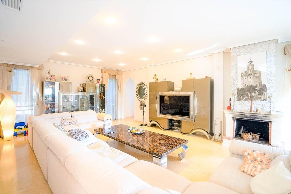 Luxury House for sale in Torrevieja, 1 170 000 €, Photo 5