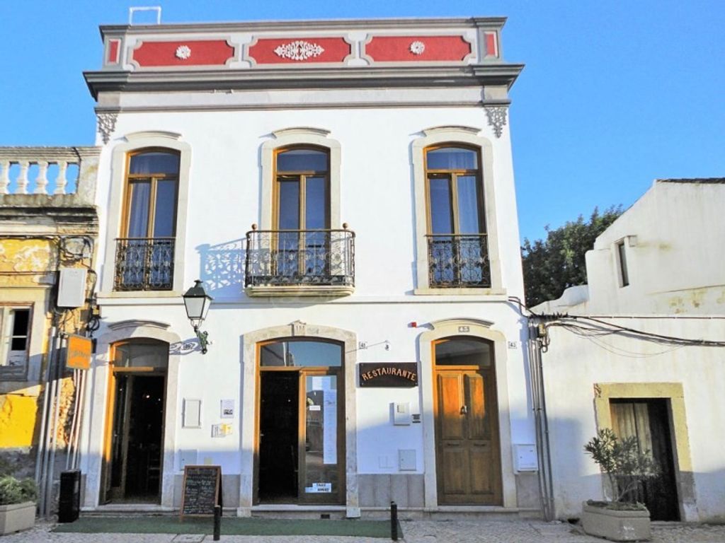 Luxury House for sale in Faro, 750 000 €, Photo 1