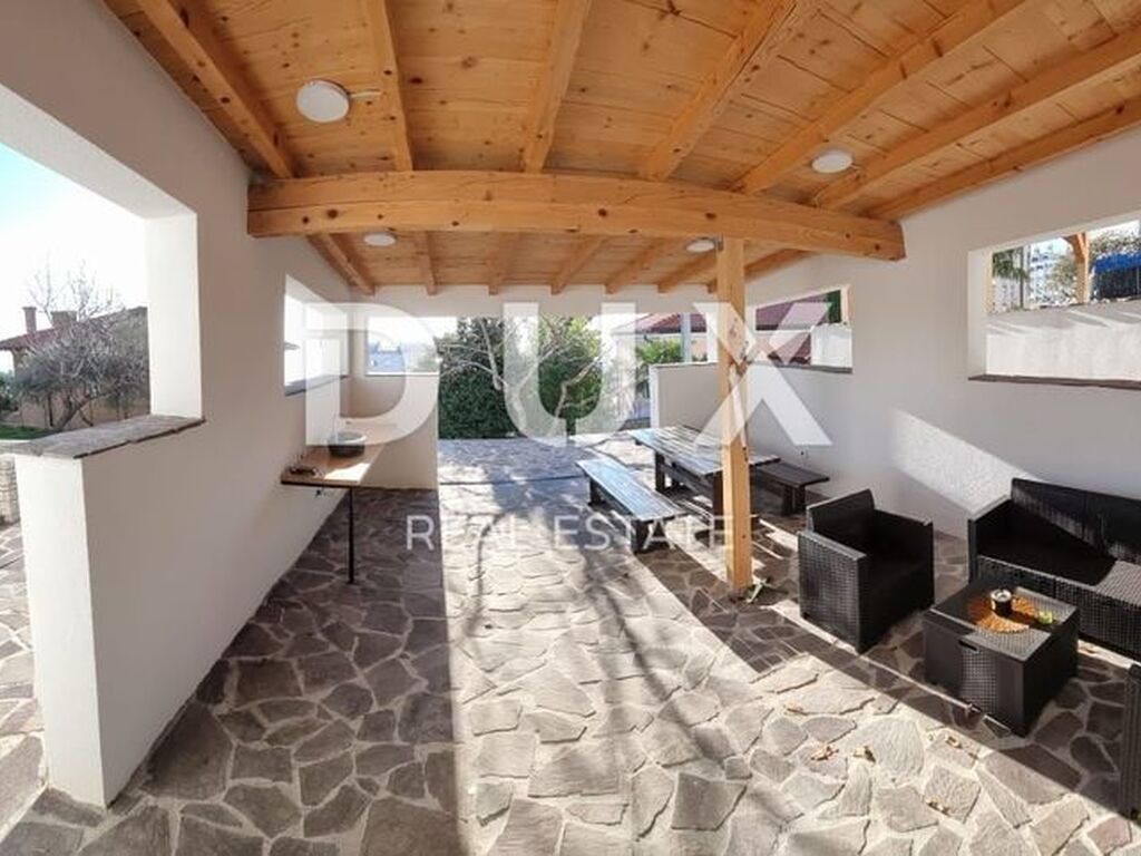 Luxury House for sale in Rijeka, 550 000 €, Photo 1
