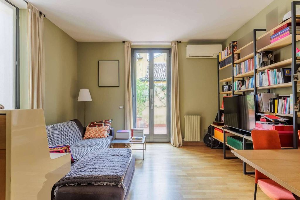 Luxury Apartment for sale in Milan, 1 550 000 €, Photo 4