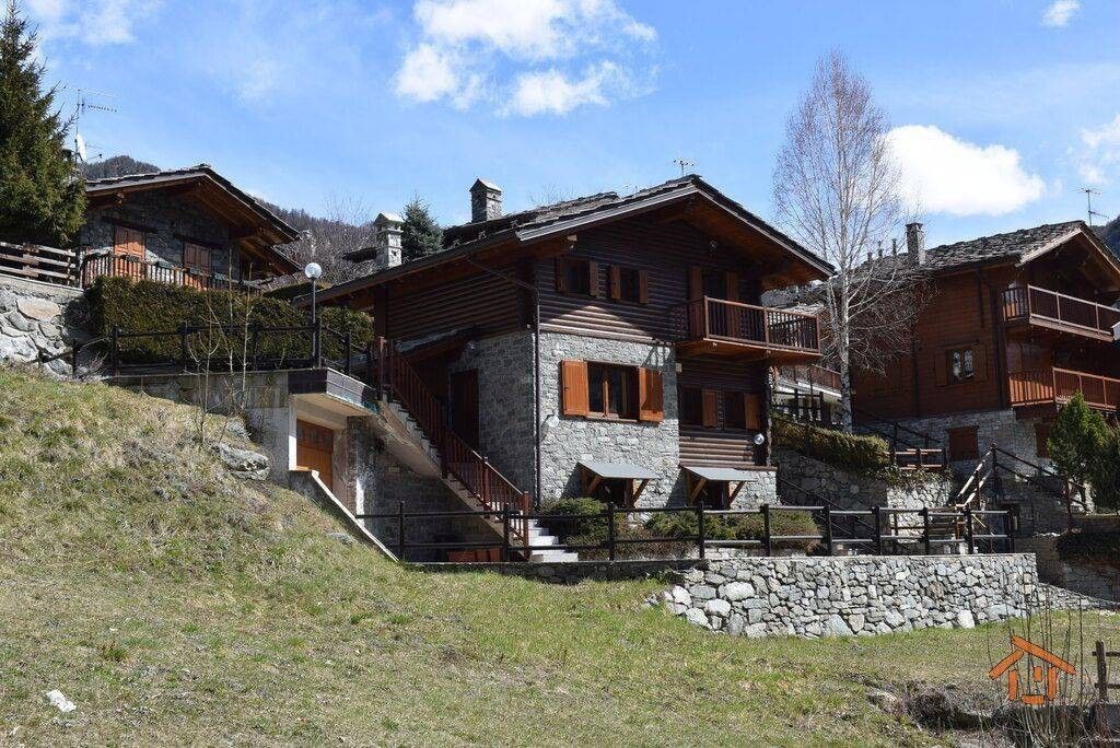 Luxury House for sale in Brusson, 675 000 €, Photo 7