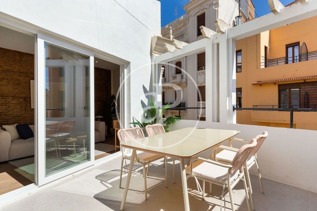 Luxury Apartment for sale in Valencia, 795 000 €, Photo 1