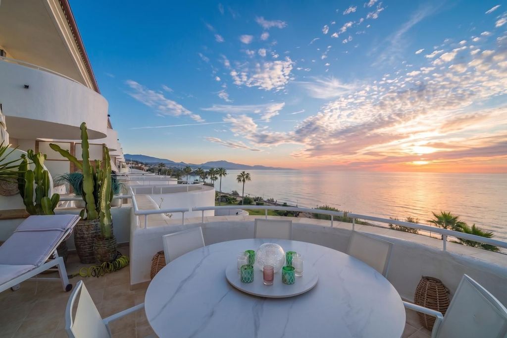 Appartement de luxe à vendre à Estepona, 1 000 000 €, Photo 1