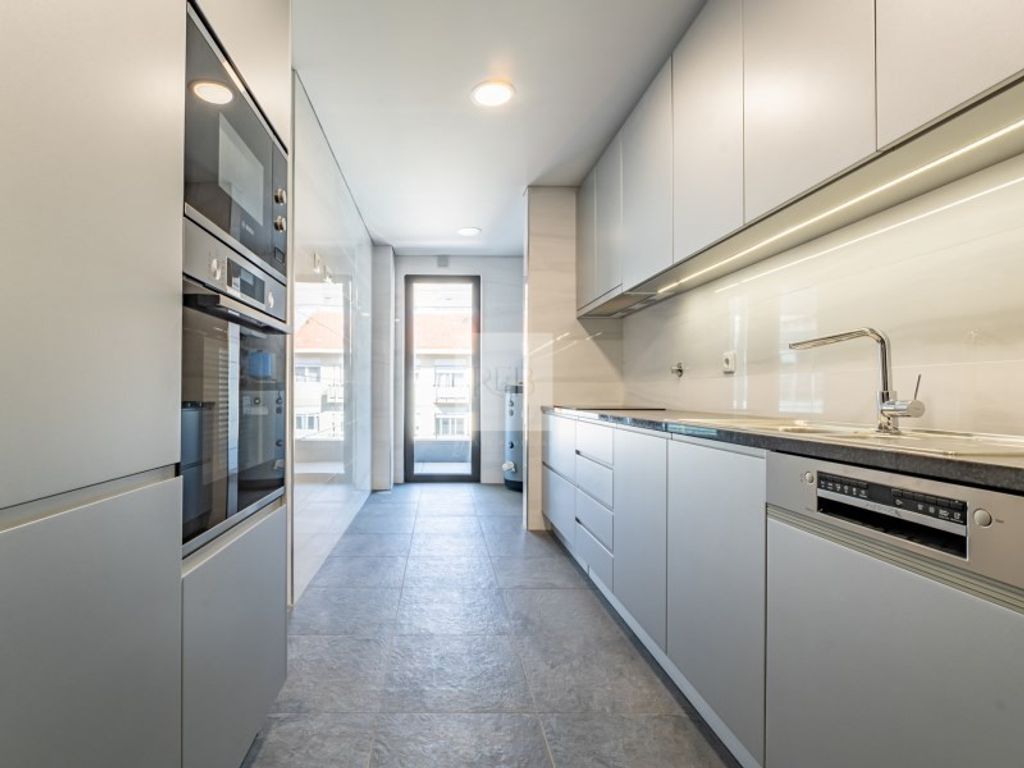 Appartement de luxe à vendre à Porto, 660 000 €, Photo 2