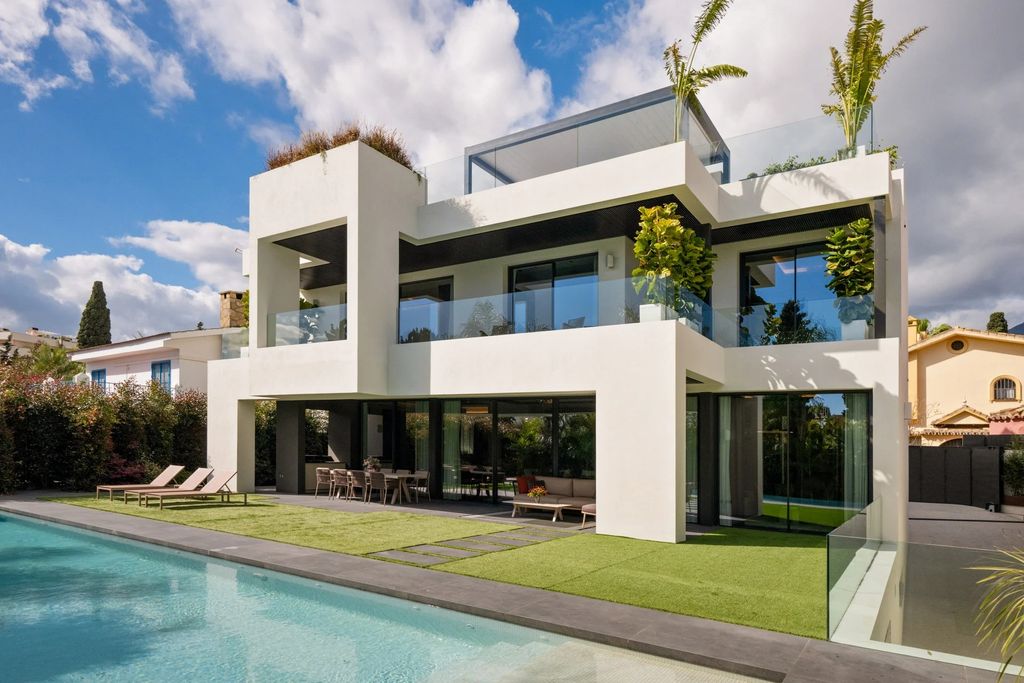 Maison de luxe à vendre à Marbella, 11 900 000 €, Photo 1