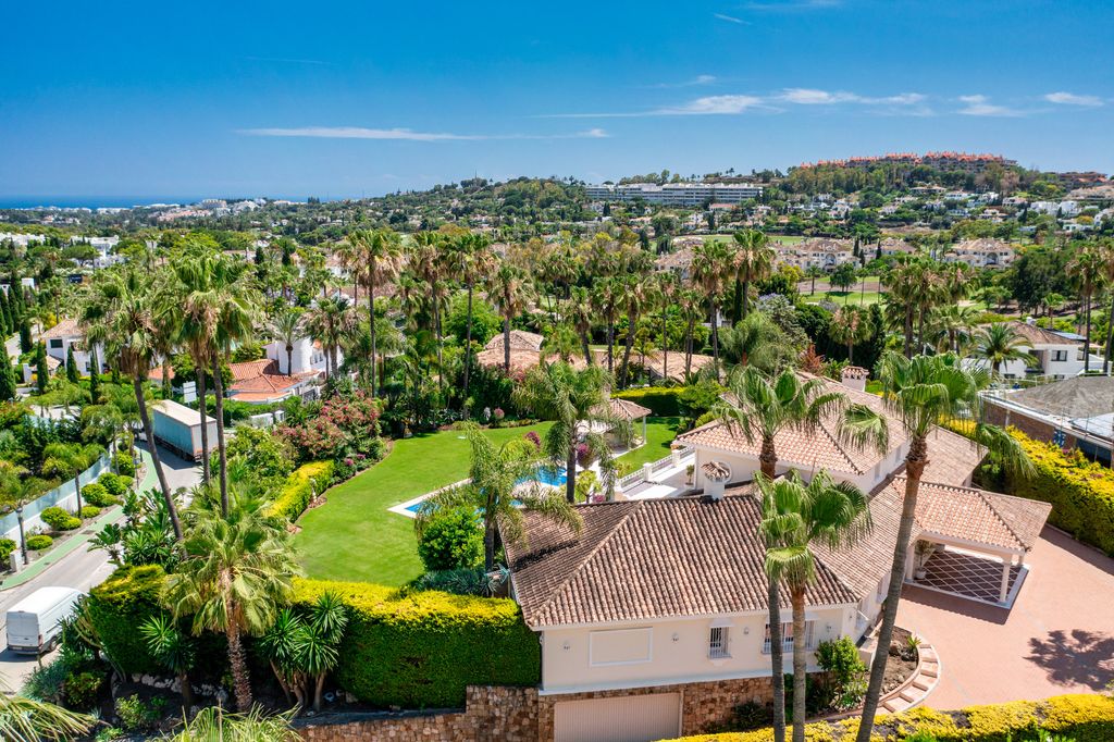 Luxury House for sale in Marbella, 6 900 000 €, Photo 2