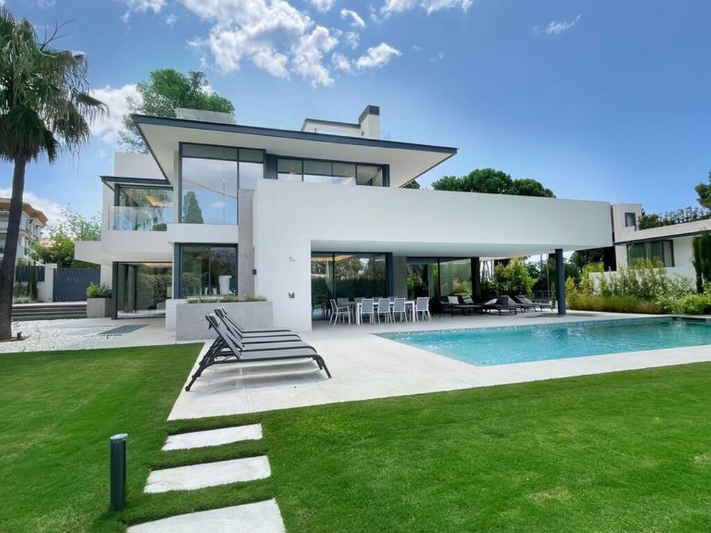 Luxury House for sale in Marbella, 4 650 000 €, Photo 2
