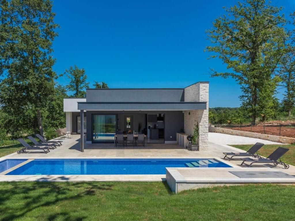 Maison de luxe à vendre à Sveti Petar U Šumi, 550 000 €, Photo 1