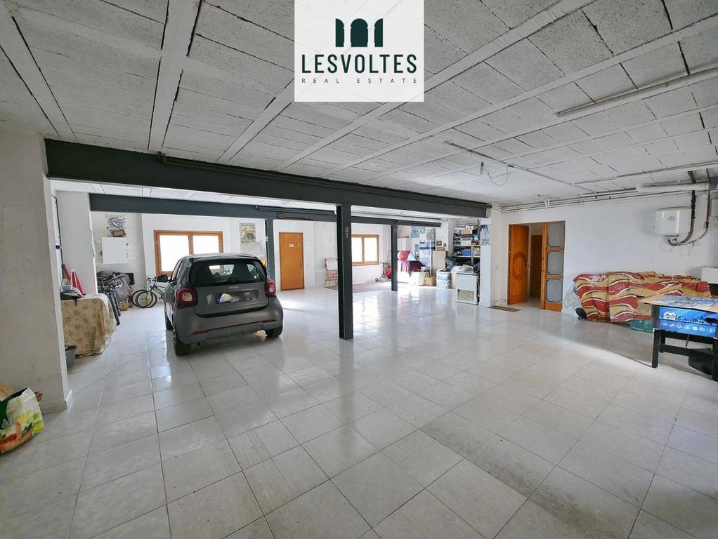 Maison de luxe à vendre à La Bisbal d'Empordà, 420 000 €, Photo 3