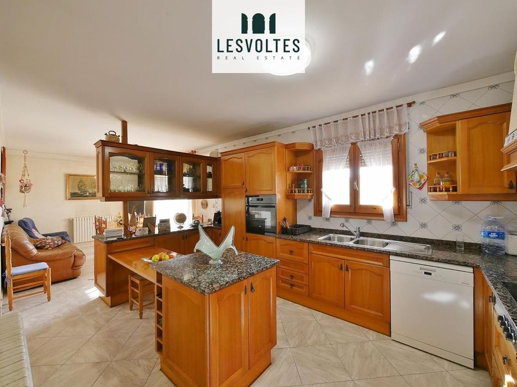 Maison de luxe à vendre à La Bisbal d'Empordà, 420 000 €, Photo 7