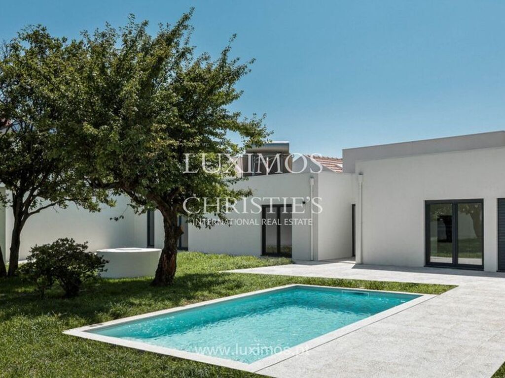 Maison de luxe à vendre à Aldoar, 1 550 000 €, Photo 1