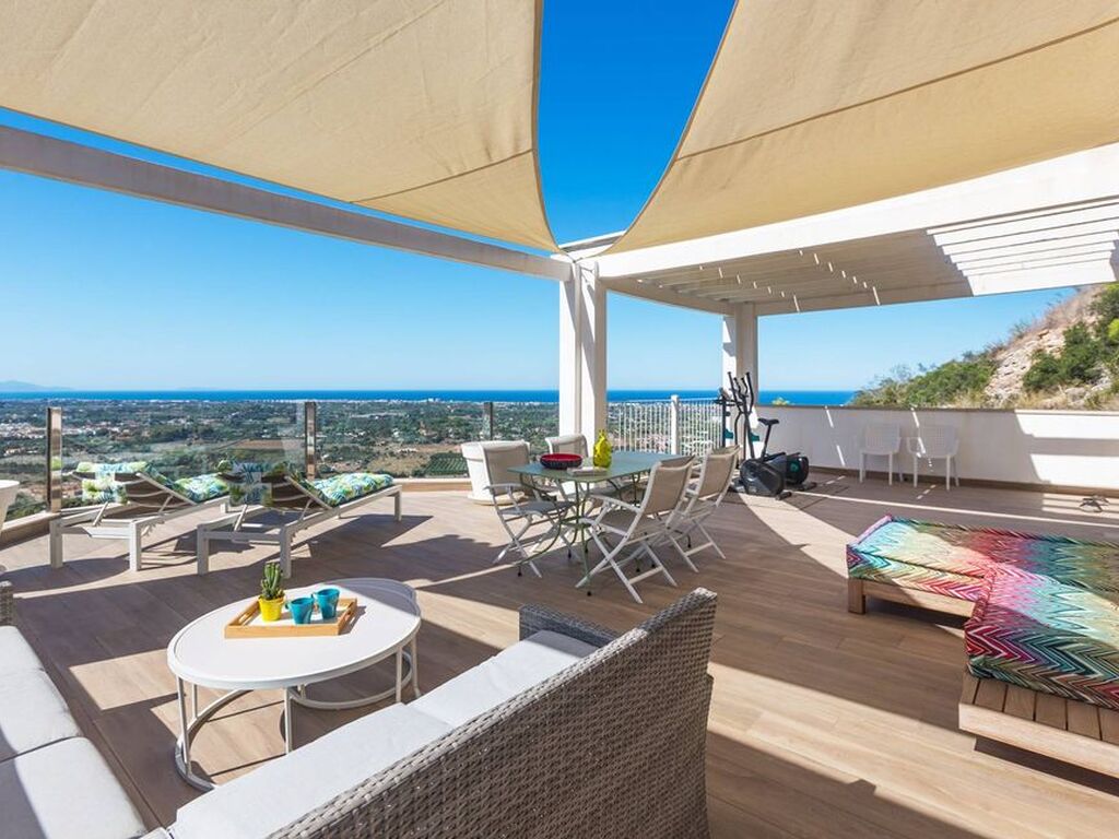 Luxury House for sale in Denia, 950 000 €, Photo 1