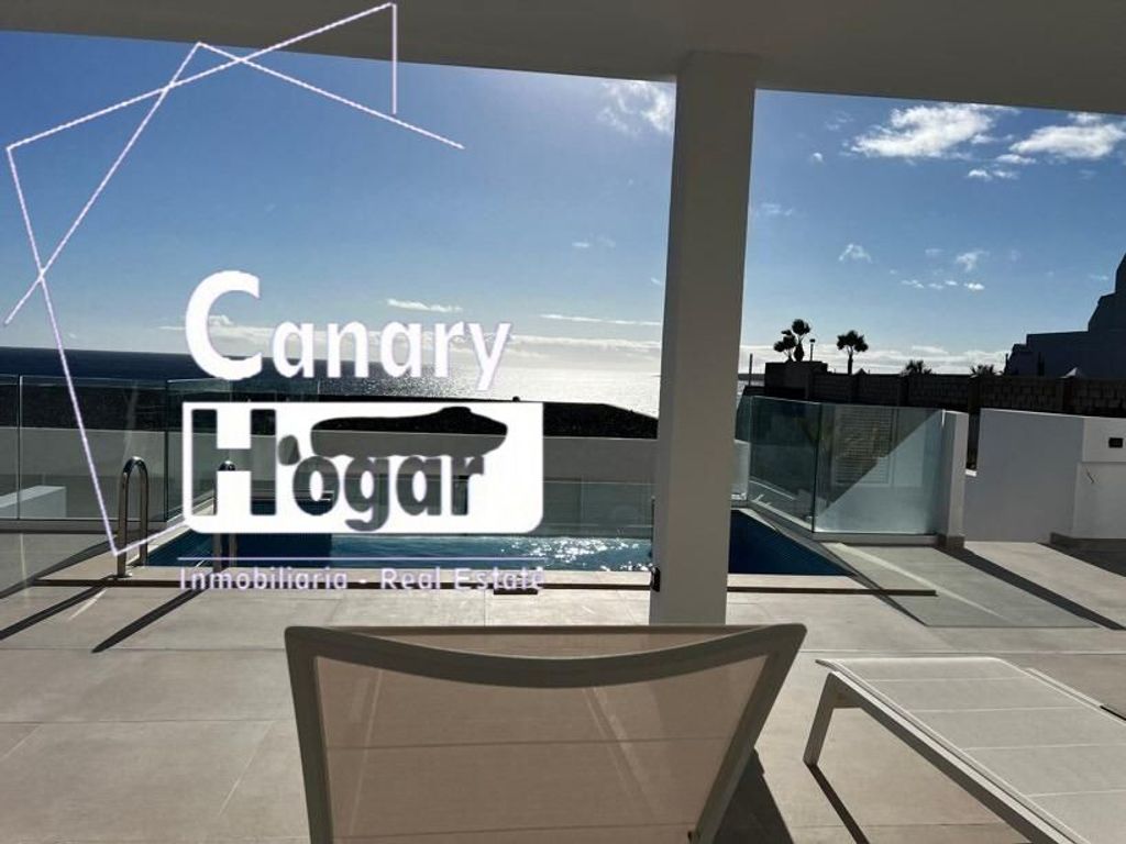Luxury Apartment for sale in Arona, 718 000 €, Photo 2
