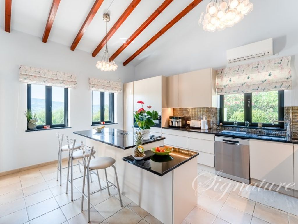 Luxury House for sale in Faro, 1 340 000 €, Photo 3
