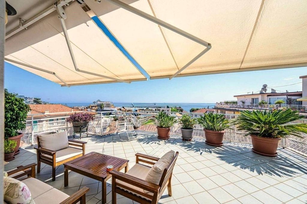 Appartement de luxe à vendre à San Remo, 850 000 €, Photo 1