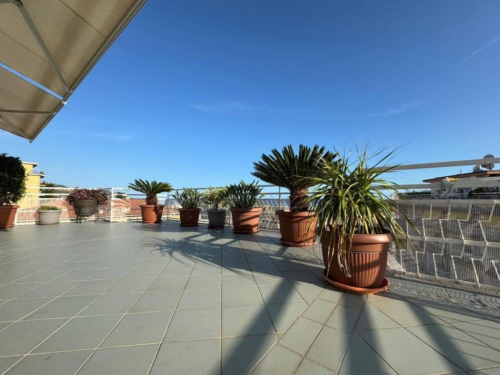 Appartement de luxe à vendre à San Remo, 850 000 €, Photo 6
