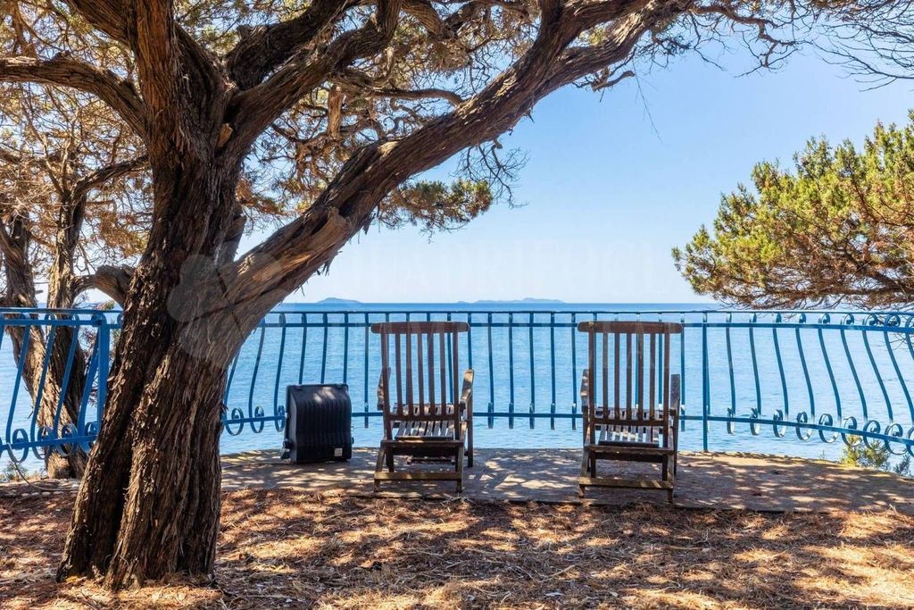 Luxury House for sale in San Felice Circeo, 2 200 000 €, Photo 2