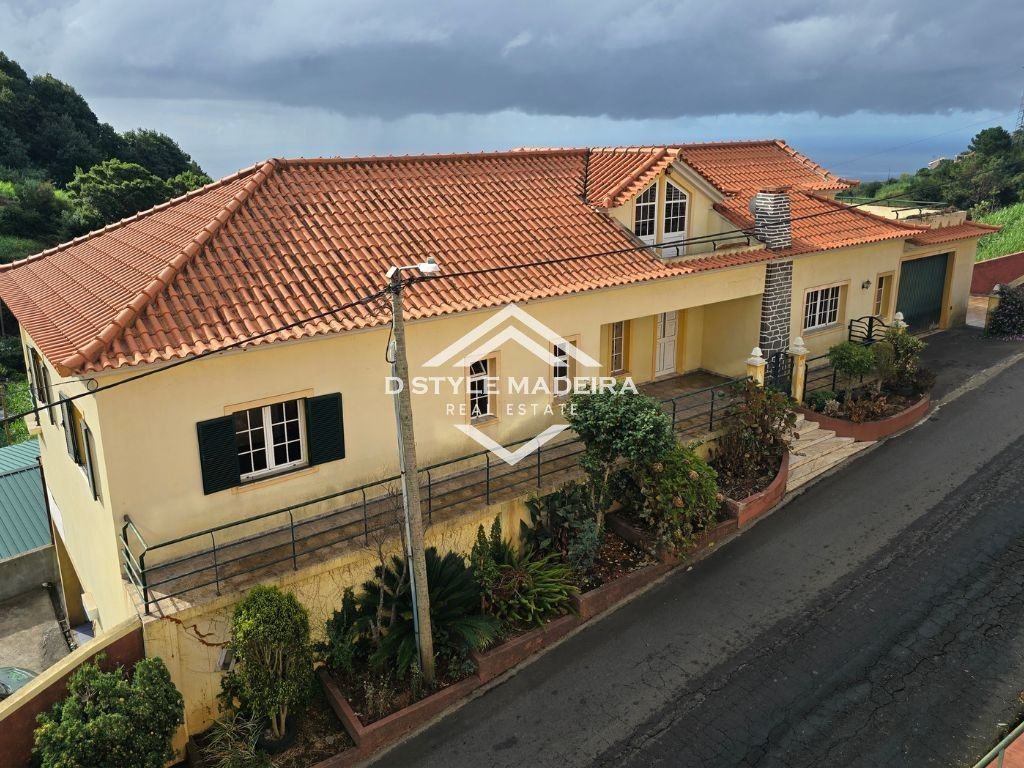 Maison de luxe à vendre à Ponta Do Sol, 425 000 €, Photo 1