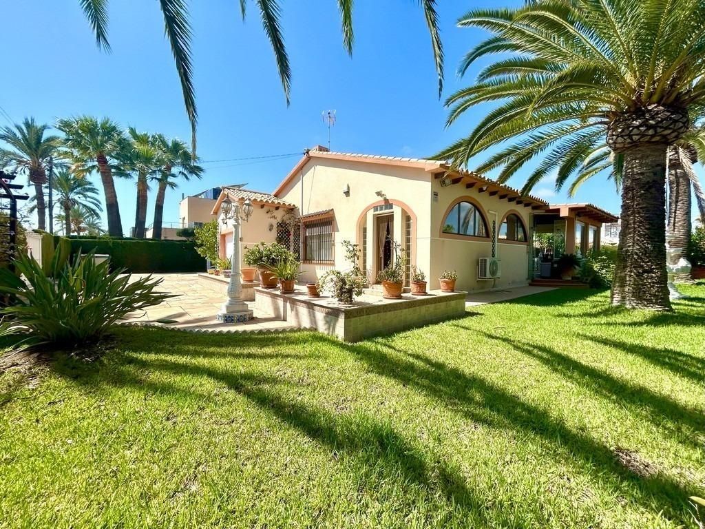 Maison de luxe à vendre à Cabo Roig, 790 000 €, Photo 4