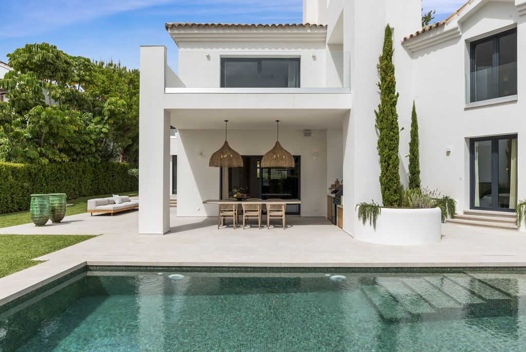 Luxury House for sale in Marbella, 3 650 000 €, Photo 2