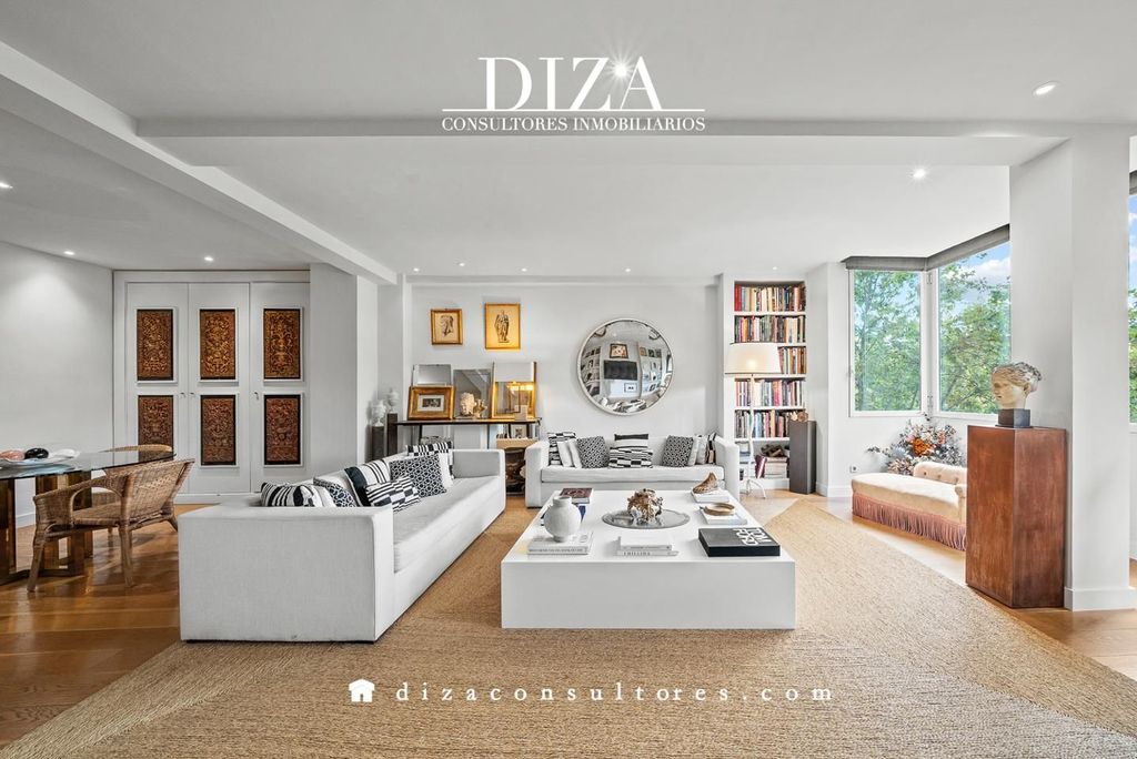 Luxury Apartment for sale in Madrid, 1 795 000 €, Photo 3