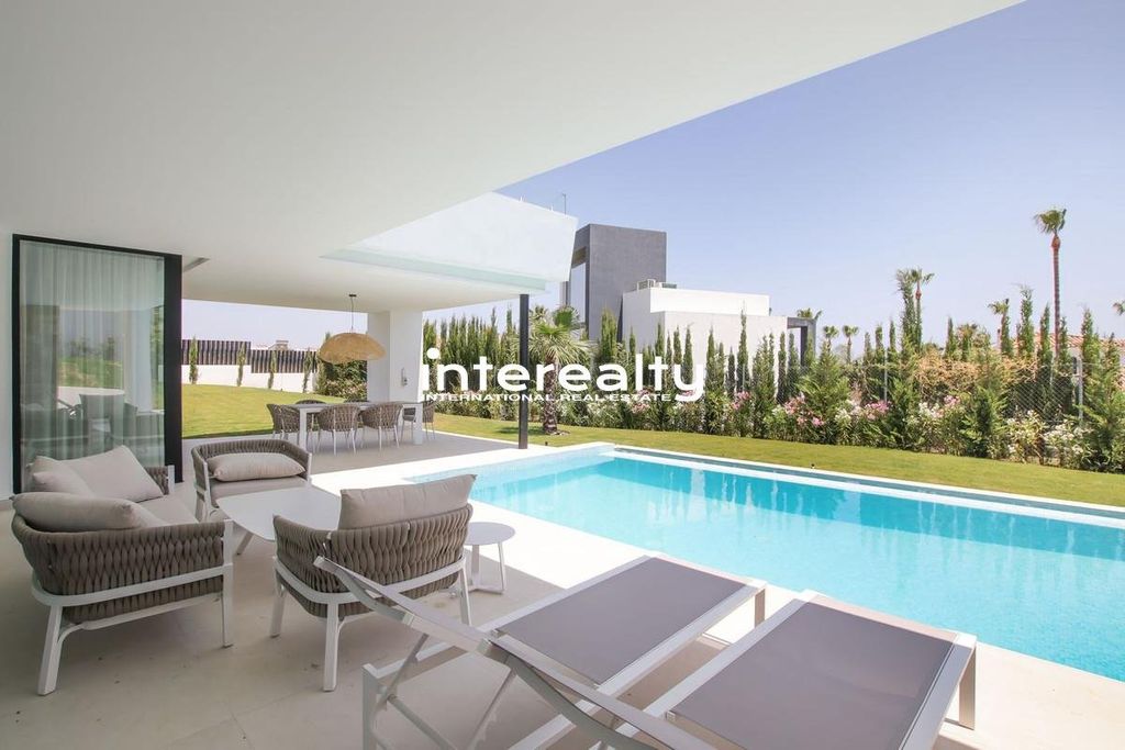 Luxury House for sale in Estepona, 2 495 000 €, Photo 4