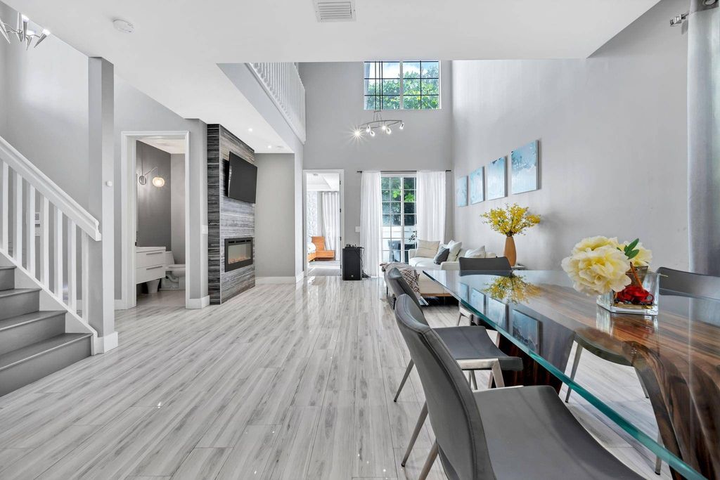 Luxury House for sale in Hollywood, 728 820 €, Photo 5