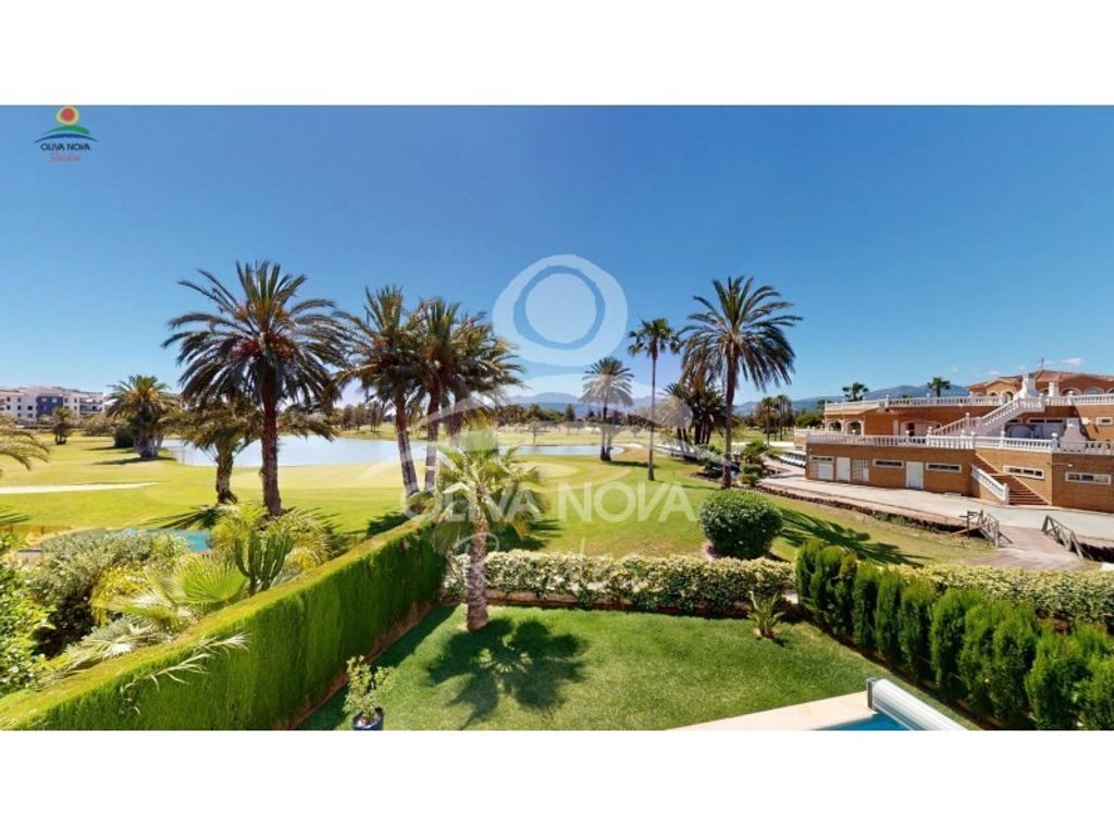 Luxury Apartment for sale in Oliva, 730 000 €, Photo 2