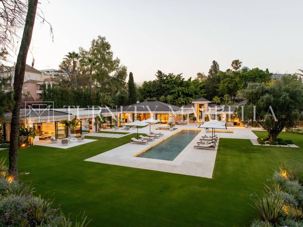 Luxury House for sale in Marbella, 20 500 000 €, Photo 2